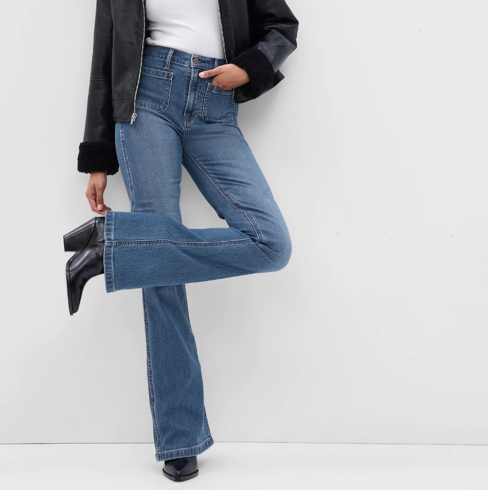 Gap Denim Patch Pocket Flare High Rise Jeans 27/4